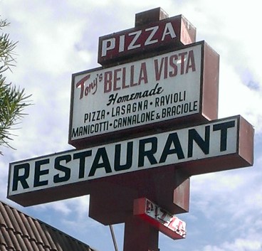 tonysbellavistasign