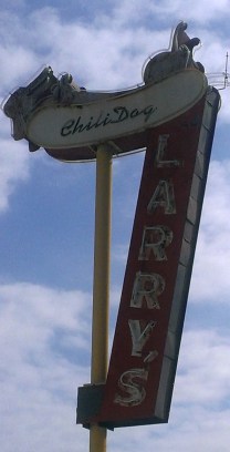 larryschilidogneonsign