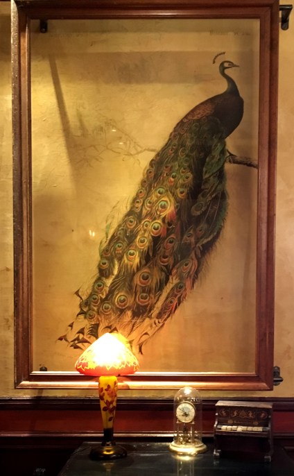 sYpeacockcliftons076