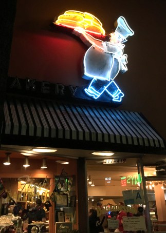 y-sizecanters-at-night